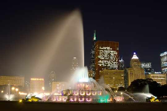 Pila producent okien plastikowych